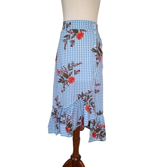 NWT Onetheland Blue Gingham and Floral Skirt size Medium - Picture 2 of 6